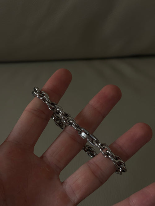 Interlinked Bracelet